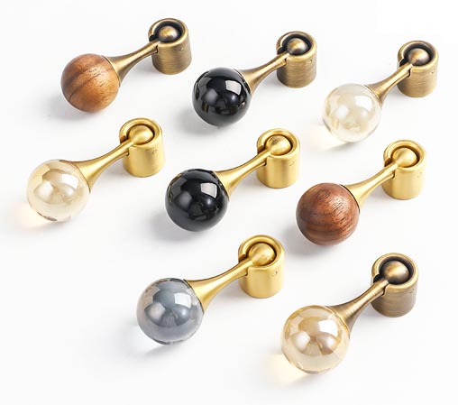 Crystal handles H012